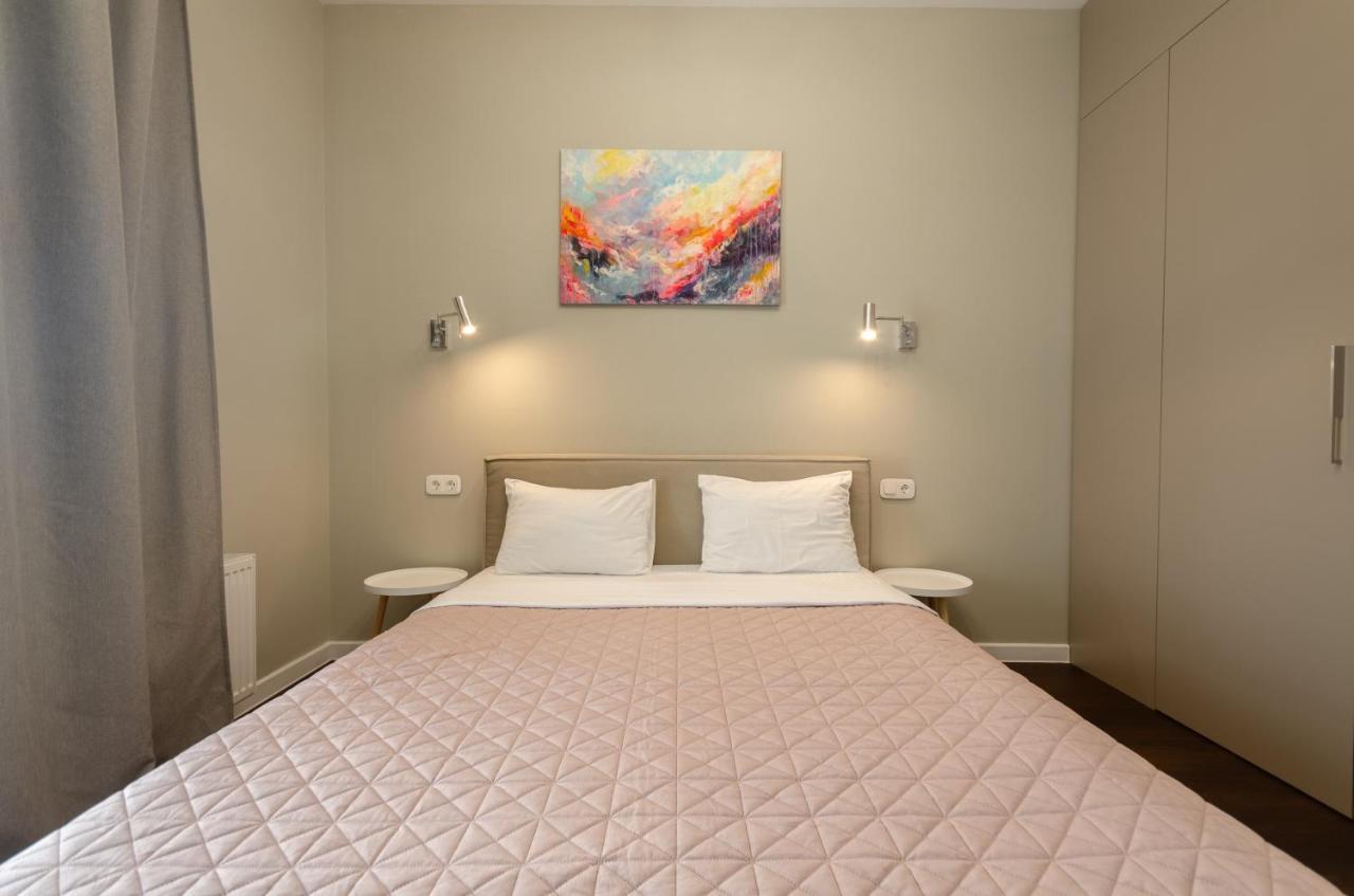 Petrovdom 408-467-471-277-377 In Central Park Cozy Apartments Kiev Eksteriør billede