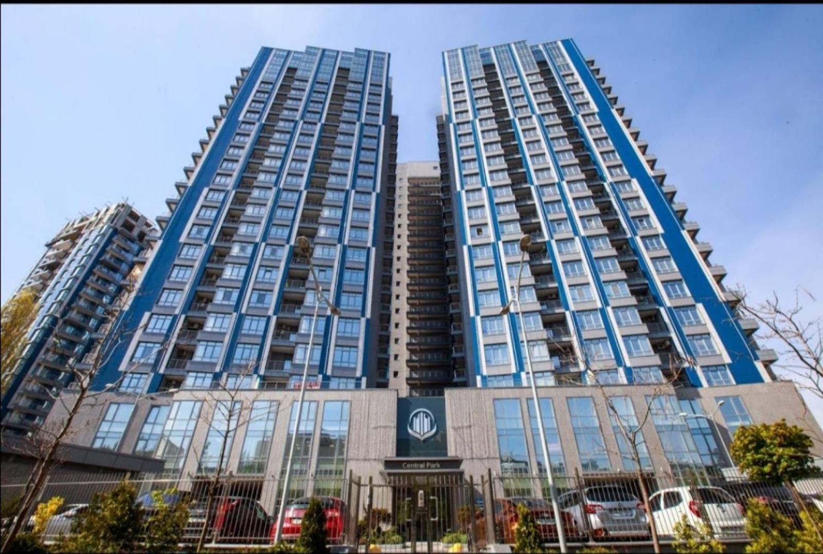 Petrovdom 408-467-471-277-377 In Central Park Cozy Apartments Kiev Eksteriør billede