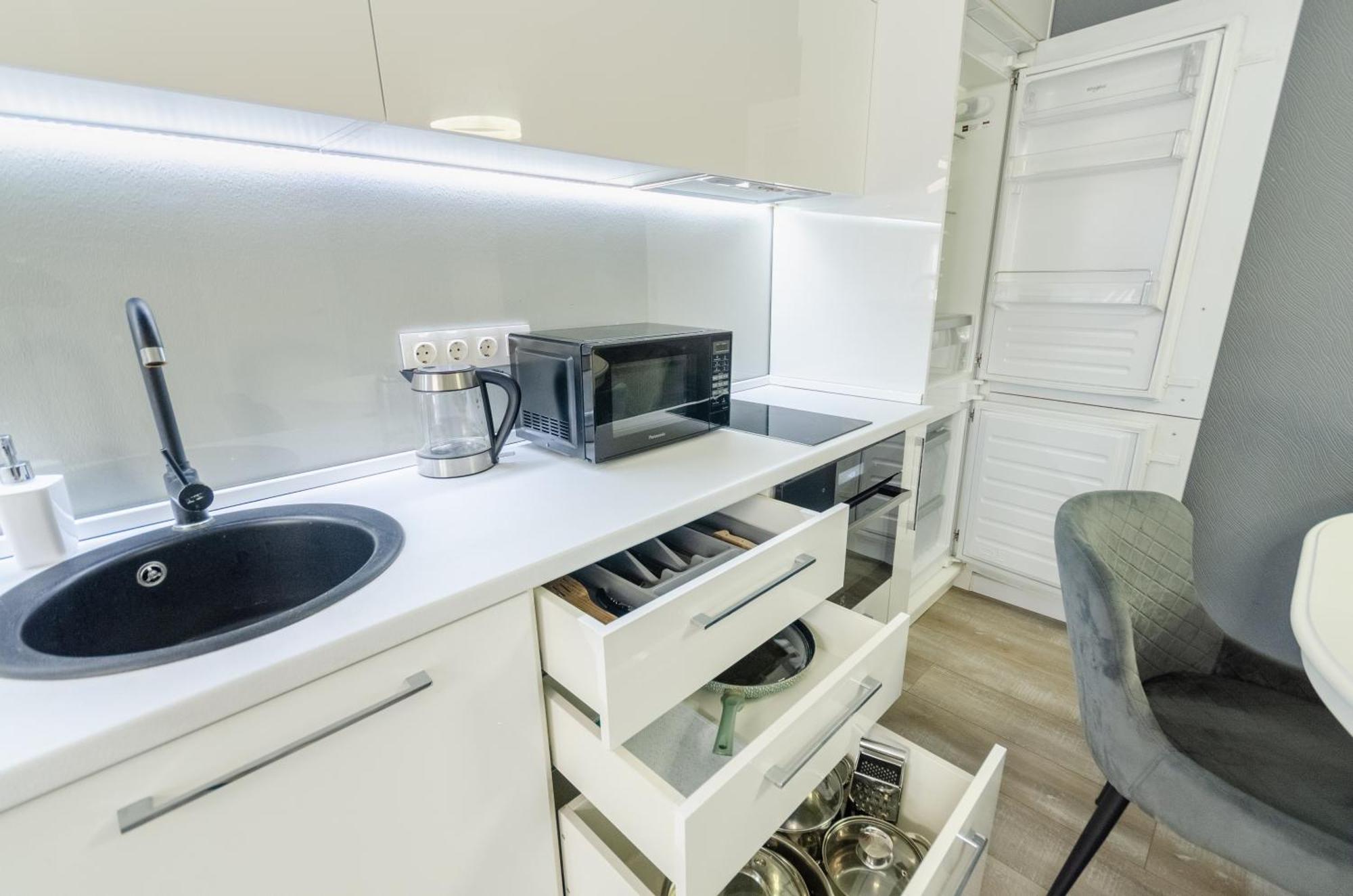 Petrovdom 408-467-471-277-377 In Central Park Cozy Apartments Kiev Eksteriør billede